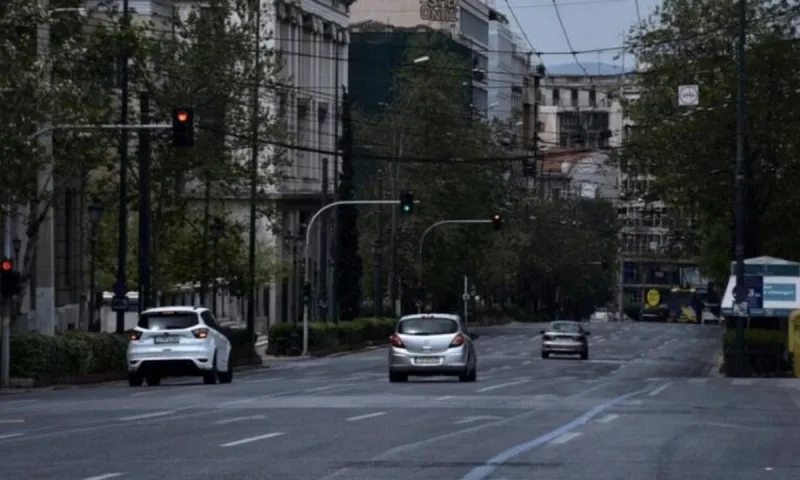 Lockdown: Γίνεται επίσημη η παράταση - Ανοιχτό το ενδεχόμενο νέων μέτρων