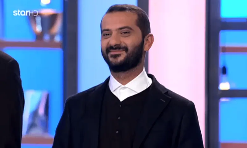 MasterChef: O Κουτσόπουλος βλέπει Αήττητος Σπάτων-Πανιώνιος - Όλα τα... λεφτά η μάσκα (pics)