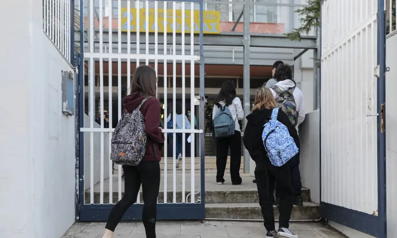 Κορονοϊός - Σχολεία: Πάνω από 500 κρούσματα έδειξαν τα πρώτα self test