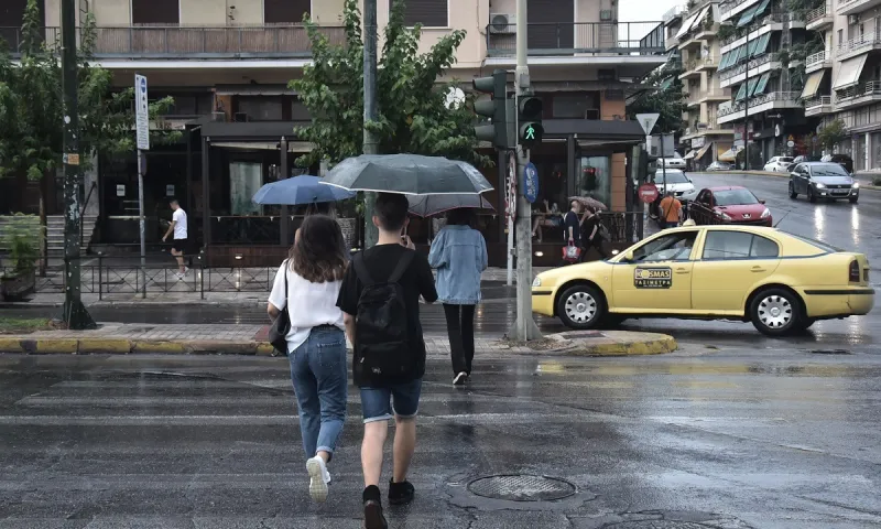 Καιρός (23/4): Βροχές την Παρασκευή - Σε ποιες περιοχές θα βρέξει (vid)