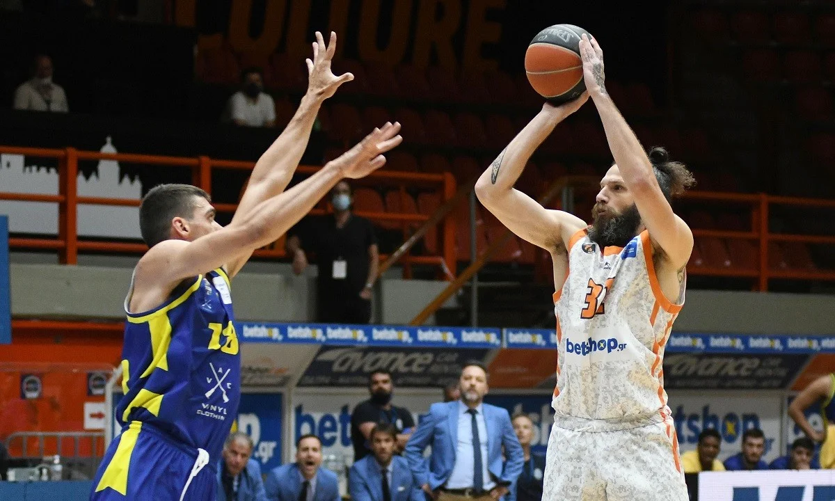 Προμηθέας- Λαύριο 68-66: Προβάδισμα τελικού σε θρίλερ