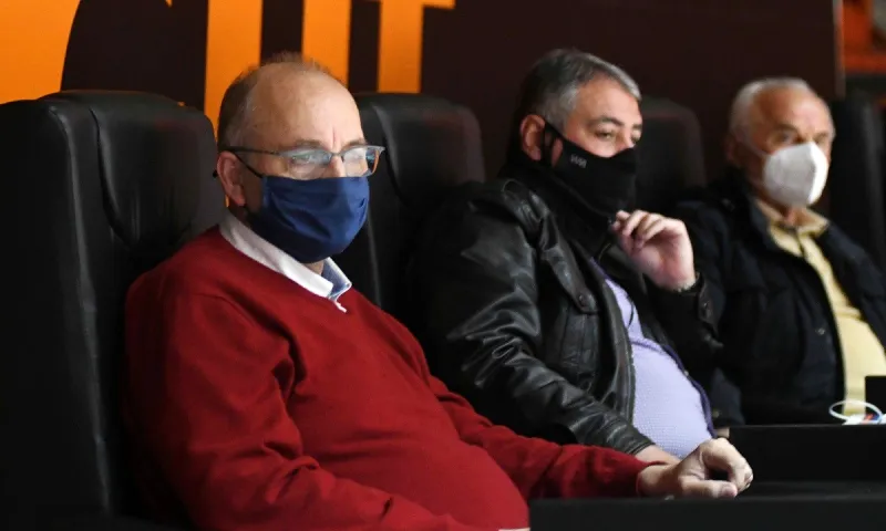 Λιόλιος: Πανέτοιμος για εκλογές, αυτοί είναι οι 15 συμπαίκτες του