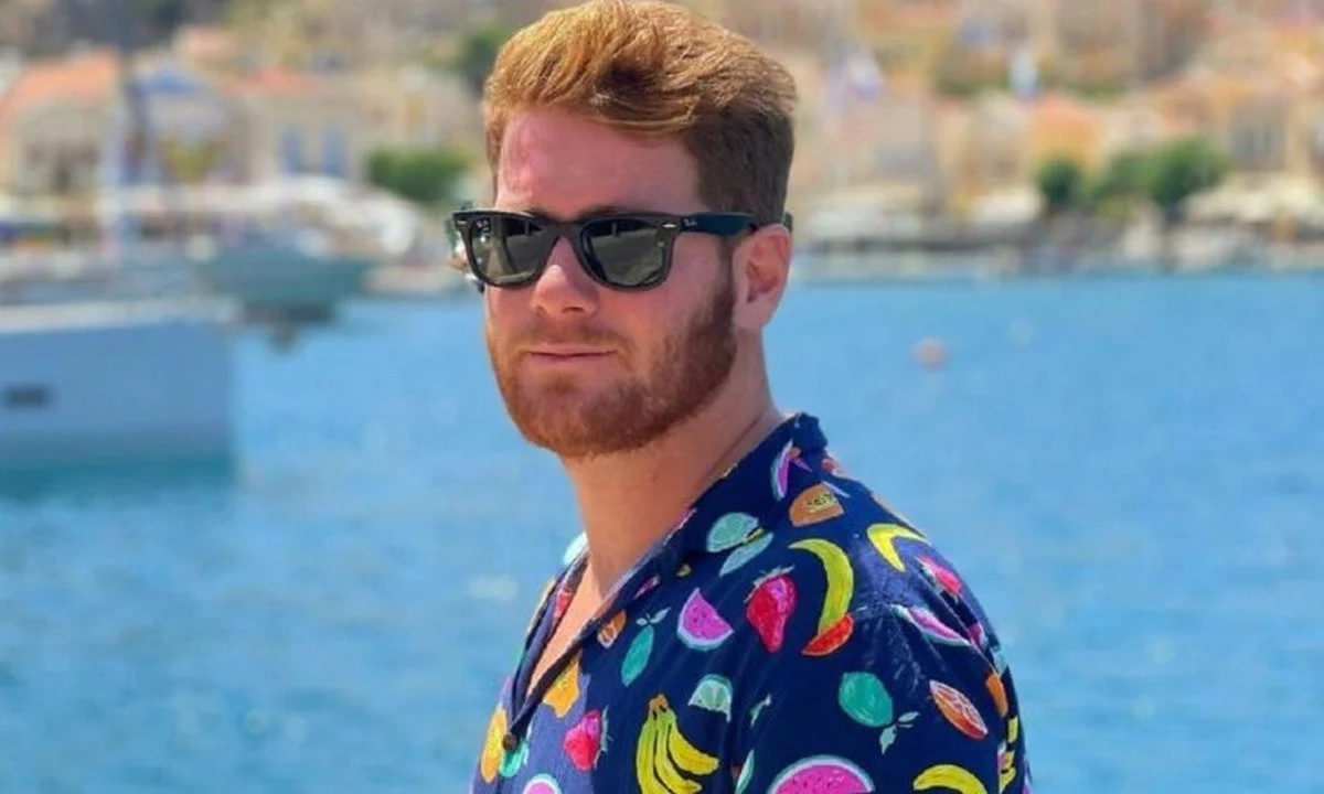 The Bachelor: Ο Τζέιμς Καφετζής του Survivor αποκαλύπτει πως θα ήθελε να τον προσεγγίσουν οι παίκτριες!