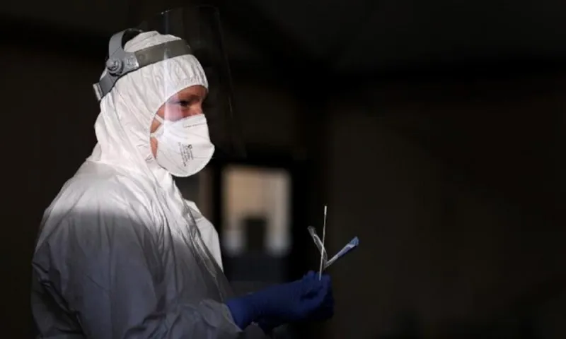 Κορονοϊός: 2.919 κρούσματα, 31 θάνατοι και 369 διασωληνωμένοι εκ των οποίων 37 πλήρως εμβολιασμένοι