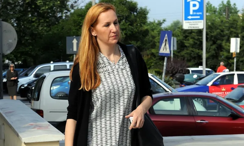 Με τον στίβο ή με αυτούς; Ποια είναι η Τασούλα Κελεσίδου