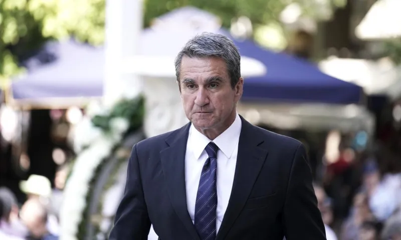Ανδρέας Λοβέρδος: «Συλλογική ηγεσία με τρεις αντιπροέδρους αν οι πολίτες με επιλέξουν πρόεδρο»