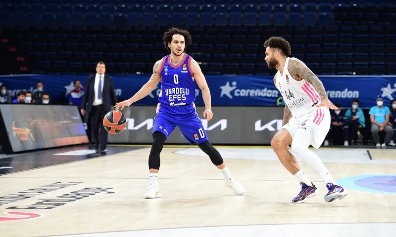 Ρεάλ Μαδρίτης- Αναντολού Εφές 82-69 (ΤΕΛΙΚΟ)