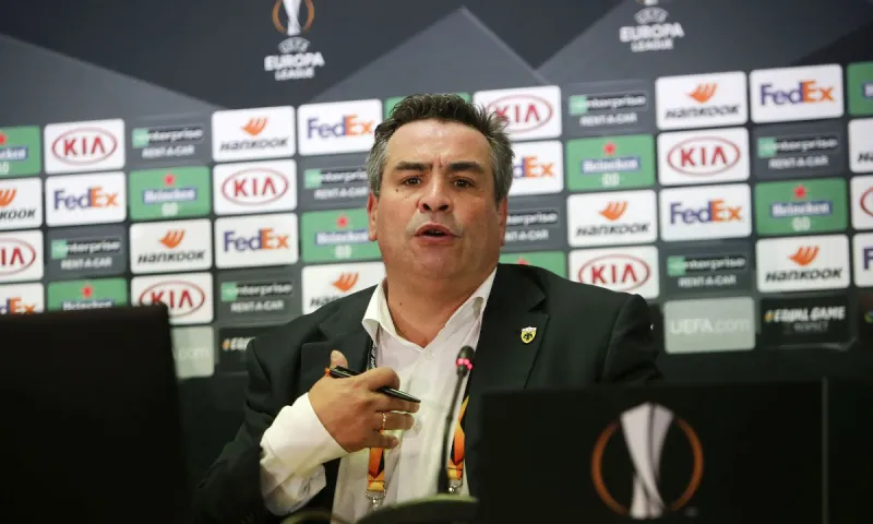 Δημάτος: «Στήριξη στην ΑΕΚ και στον Γιαννίκη, όχι εσωστρέφει και... διαγραφές ποδοσφαιριστών!»