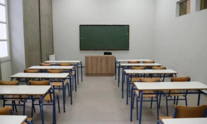 Άλιμος: Χωρίς προστασία ο ηλεκτρολογικός πίνακας στο σχολείο που ο δήμαρχος σήκωσε τον διακόπτη της θέρμανσης!