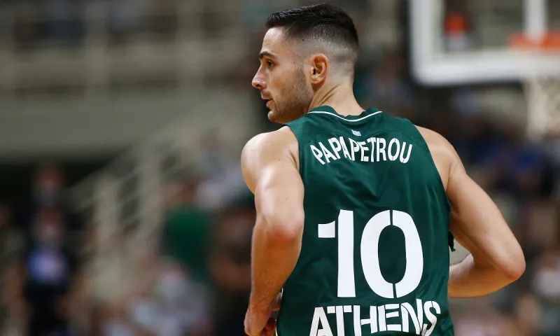 Παναθηναϊκός: Μέσα ο Μέικον, ατομικό ο Παπαπέτρου, έξω ο Γουάιτ