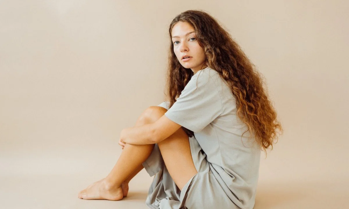 Η Αμάντα Γεωργιάδη-Τένφιορντ που θα εκπροσωπήσει την Ελλάδα στη Eurovision 2022