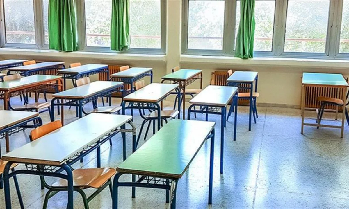 εισαγγελέας κρούσματα σχολεία
