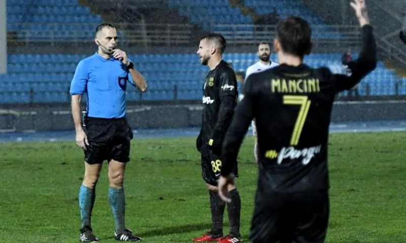 Διαιτησία: Το «παράθυρο» για Τσαγκαράκη και η πρόβλεψη για Γκορτσίλα στο Περιστέρι!