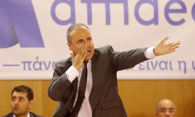 Στην Ουγγαρία ο Φλεβαράκης έπιασε κορυφή