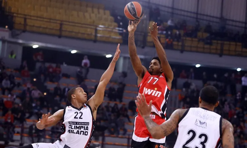 Ολυμπιακός- Αρμάνι Μιλάνο 67-58: Την τσάκισε στην τελευταία περίοδο