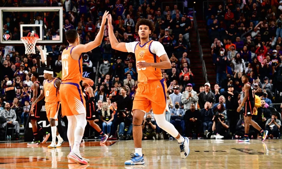 NBA Βαθμολογία – Αποτελέσματα: Πήραν το ντέρμπι οι Σανς, νέα νίκη για τους Σίξερς!
