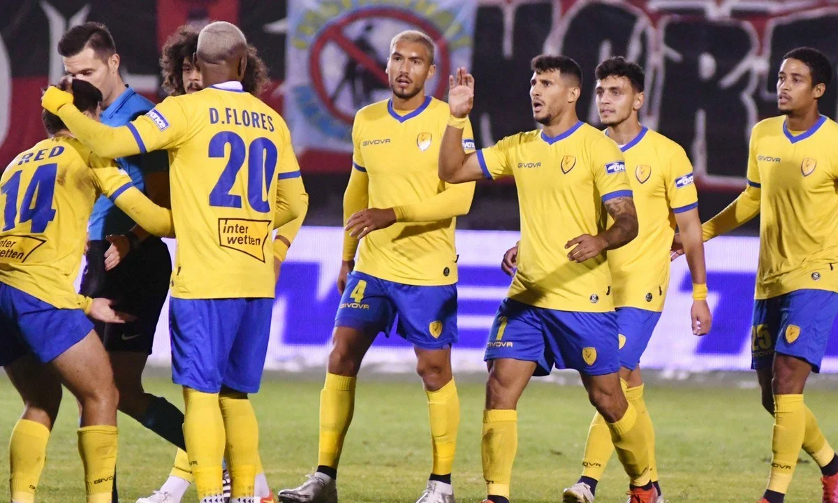 Super League νέα 8/3: Όλα τα νέα των ομάδων από την κορυφαία κατηγορία του ελληνικού ποδοσφαίρου με ένα κλικ!