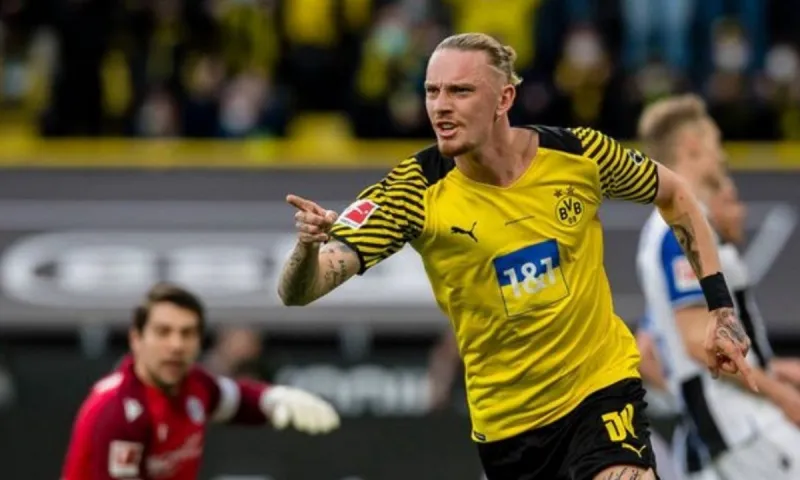 Bundesliga: Ελπίζει η Ντόρτμουντ, ασίστ ο Σταφυλίδης
