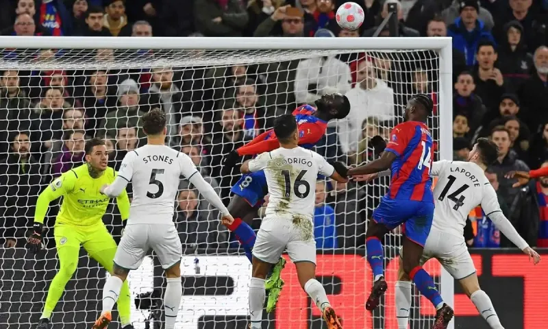 Premier League: Δοκάρια και Κρίσταλ Πάλας μπλόκαραν τη Σίτι (vid)