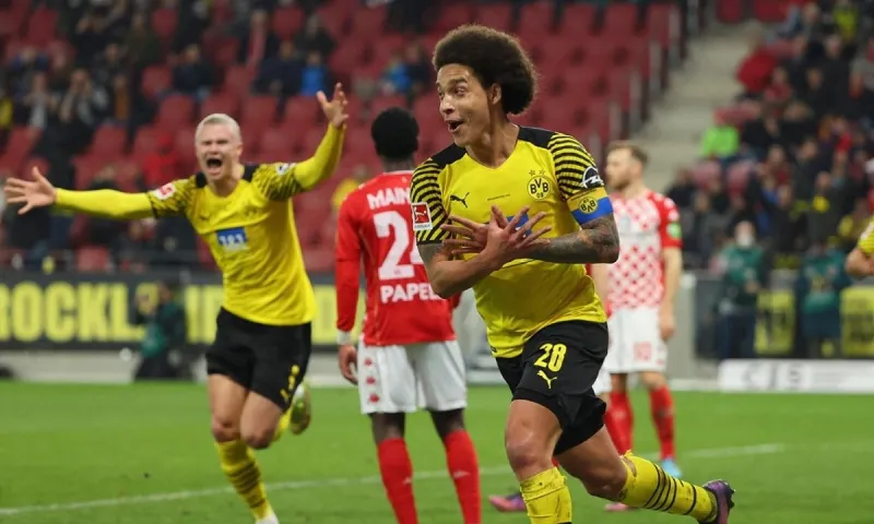 Bundesliga: Νίκησε και είναι ξανά στο κόλπο η Ντόρτμουντ!