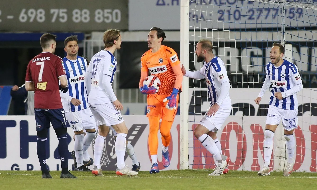 Ατρόμητος - Απόλλων Σμύρνης 1-0: Σε τέσσερα λεπτά κρίθηκαν τα πάντα στο Περιστέρι! Ο Παμλίδης έχασε πέναλτι στο 88', ο Κουλούρης σκόραρε (πάλι κόντρα στον Απόλλωνα) στο 92' και οι Περιστεριώτες πήραν τη νίκη!