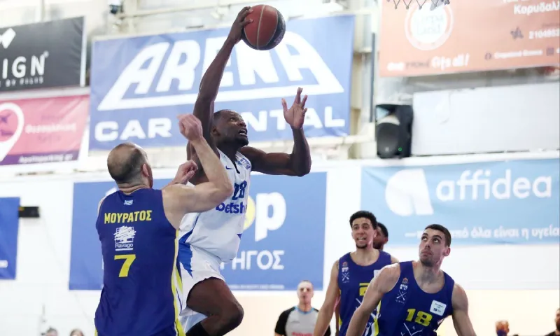 Ιωνικός Νίκαιας - Λαύριο 84-91: Πάλεψαν, αλλά λύγισαν οι Νικαιώτες των 9 παικτών (vid)