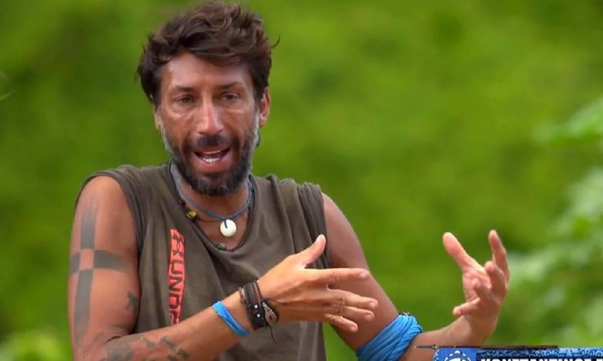 Survivor 1/5: Καταπέλτης ο Κωνσταντίνος Εμμανουήλ, ο οποίος αποκάλυψε πως θα χαλάσει τα σχέδια της Μπλε ομάδας