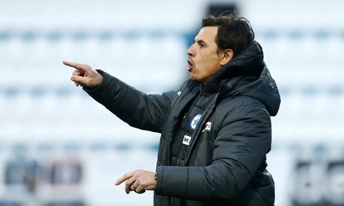 Super League νέα 4/5: Ανανέωσε ο Κόουλμαν