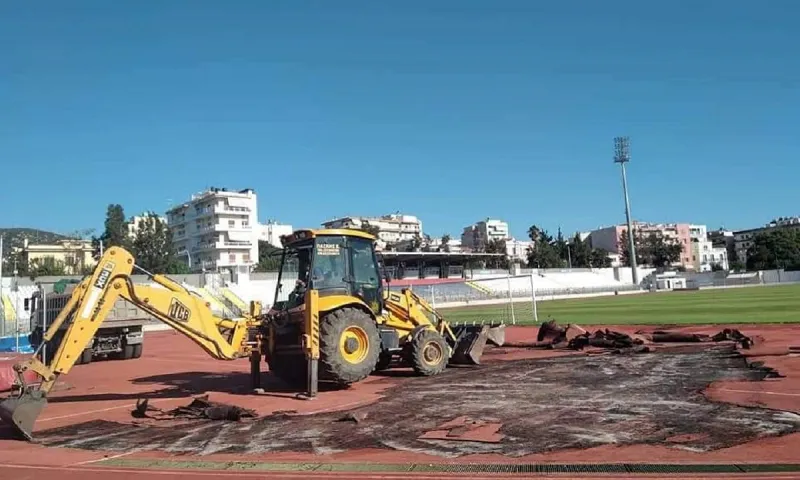 Στίβος: Εργασίες στα στάδια Μυτιλήνης και Καλλονής