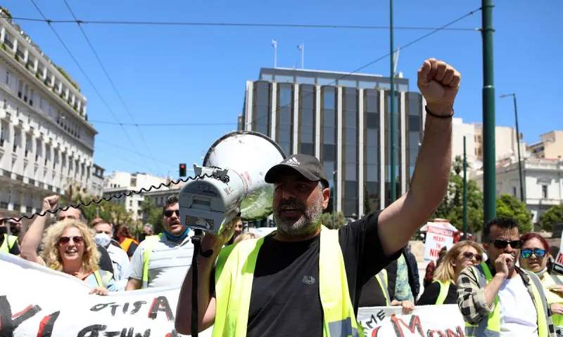 Υγειονομικοί: Συγκέντρωση διαμαρτυρίας κατά της υποχρεωτικότητας στο Σύνταγμα