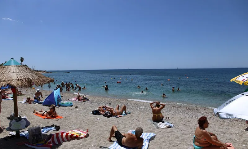 Καιρός: Θα καεί ο τόπος - Αυτές τις περιοχές θα χτυπήσει ο καύσωνας