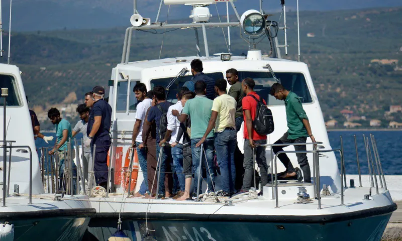 Μετανάστες με προορισμό την Ιταλία έρχονται τελικά στην Ελλάδα - Τι έχει συμβεί