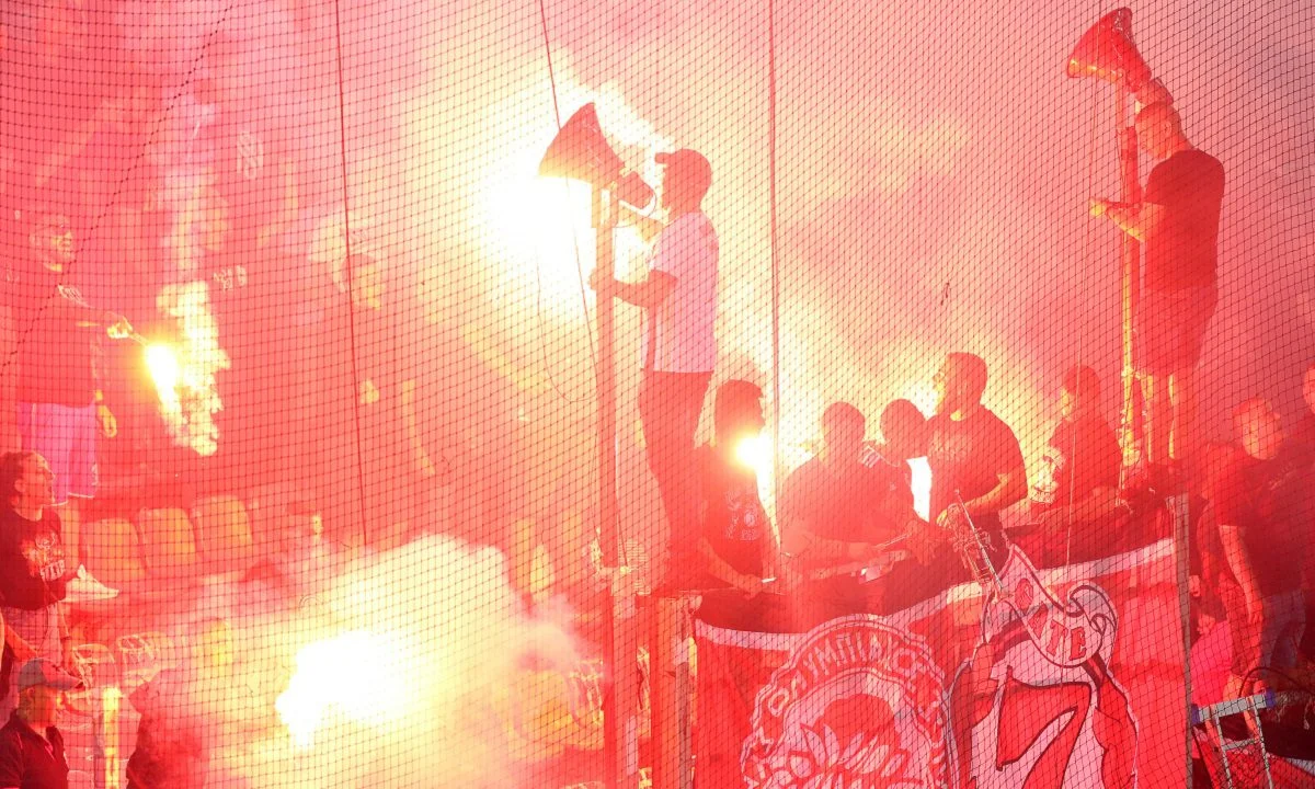 Χαμός στη Θύρα 7
