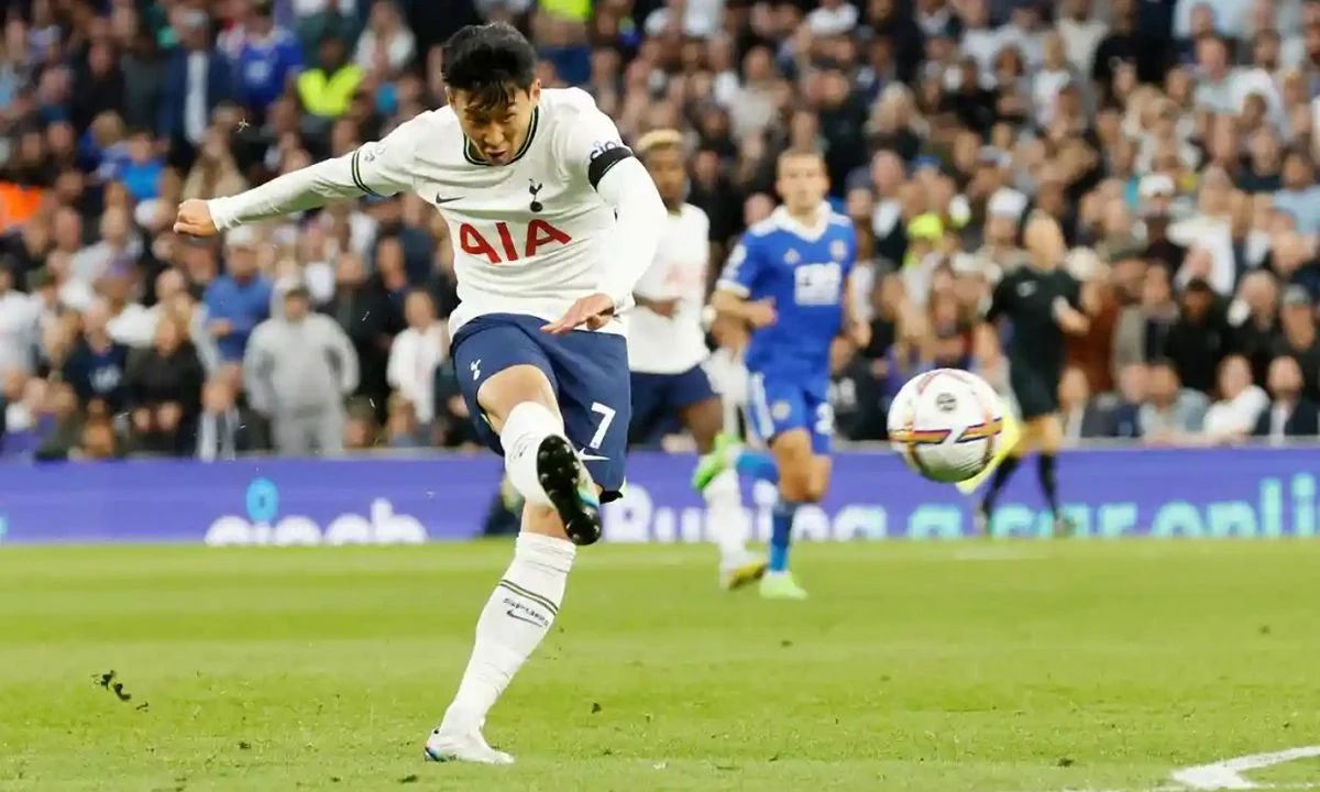 Χατ τρικ στην Premier League ο Σον