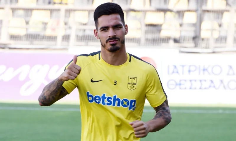 Super League νέα 26/9: Κλείνει στόπερ, μιλάει με μπακ ο Ιωνικός - Αποχωρεί συνεργάτης του Νιόπλια!