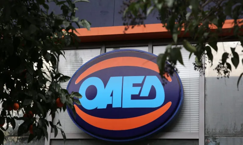Αστυνομία ανέργων: Ή συμβιβάζεσαι με την εργασιακή «γαλέρα» ή διαγράφεσαι από τα μητρώα ΟΑΕΔ!