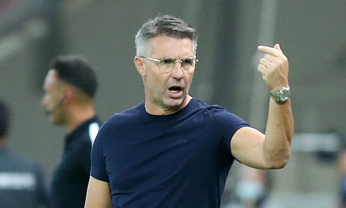 Super League νέα 10/10: Καπνός χωρίς φωτιά, η παρουσία του Νταμίρ Κάναντι στις εξέδρες της Νίκαιας στο παιχνίδι με την Λαμία. Δεν ασχολήθηκε με την διαιτησία μετά το 1-1 με τον ΠΑΟΚ ο Γιάννης Κομπότης. Με αυτό «τρελάθηκε» ο Γιάννης Αναστασίου! Στο γήπε…
