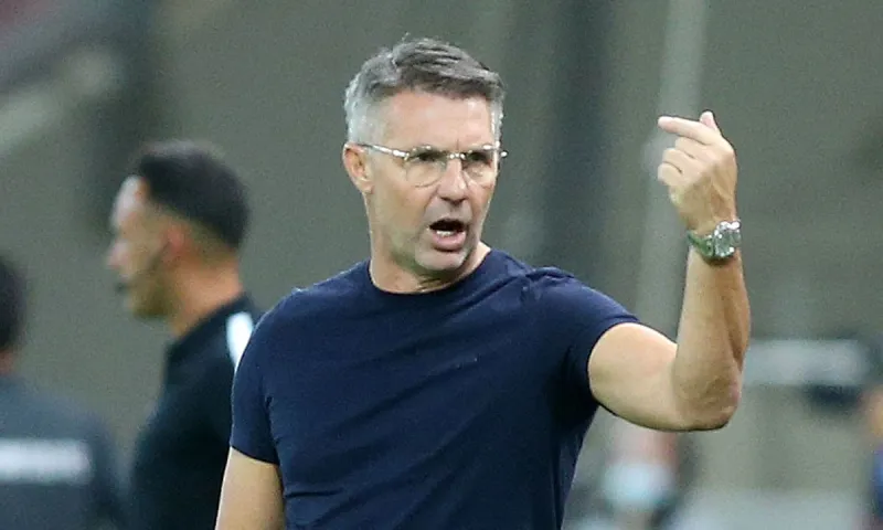 Super League νέα 10/10: Η παρουσία Κάναντι στη Νίκαια, η αντίδραση Κομπότη και το «παρών» του Χριστοβασίλη στο Περιστέρι!