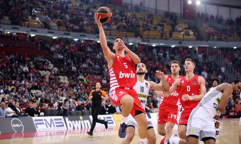 Ολυμπιακός- Παρτιζάν 87-58: Επιστροφή στις νίκες με μαγικό δεύτερο ημίχρονο (highlights)