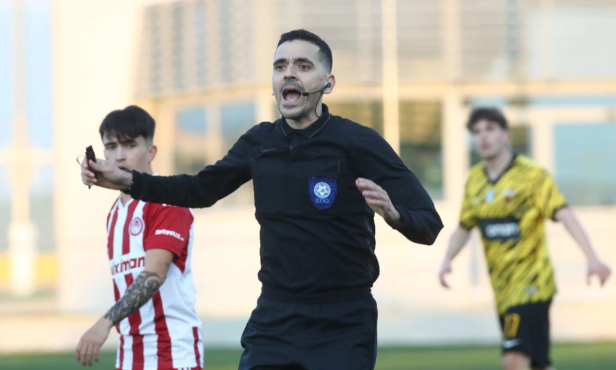 Διαιτησία: Ο Γκορτσίλας έκανε λάθος στο ΑΕΚ Β' - Ολυμπιακός Β' αλλά δεν ήταν το πέναλτι που έδωσε υπέρ της Ένωσης.