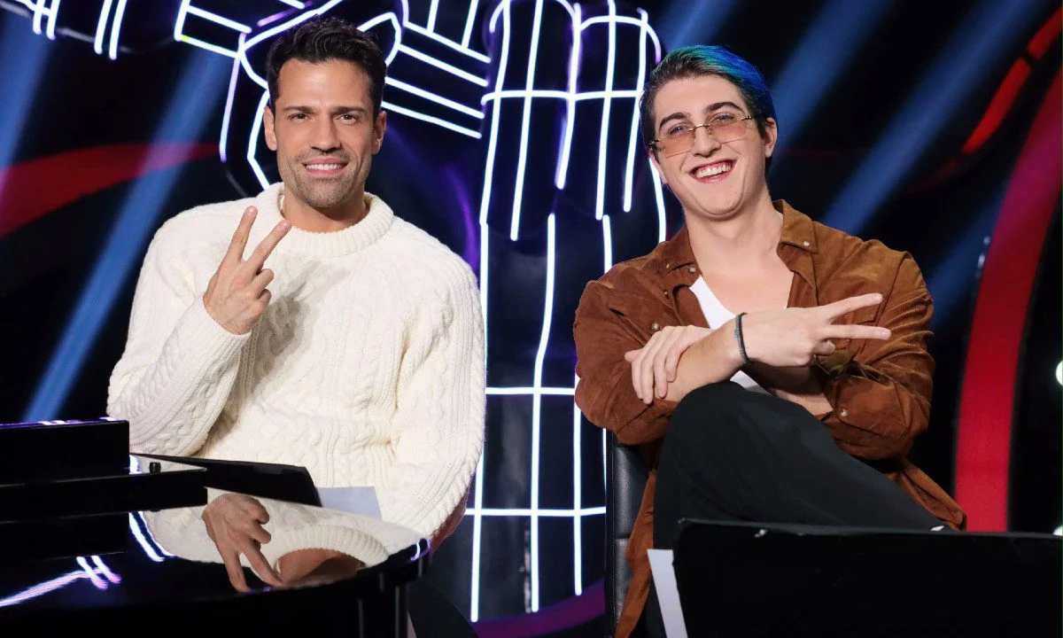 The Voice - Έπος στο Twitter, το μπέρδεψαν με το Survivor: «Μήπως να τους αφήσουν νηστικούς και βρώμικους για να τραγουδούν καλύτερα;».