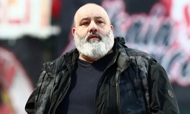 Καραπαπάς: Νέα κόντρα με το SDNA - Αφορμή η φανέλα της Εθνικής Ελλάδας