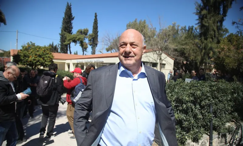 Αποχώρησε ο Αχιλλέας Μπέος - «Δεν τους ενδιαφέρει το ποδόσφαιρο αλλά το ποιος θα πάρει το πρωτάθλημα»