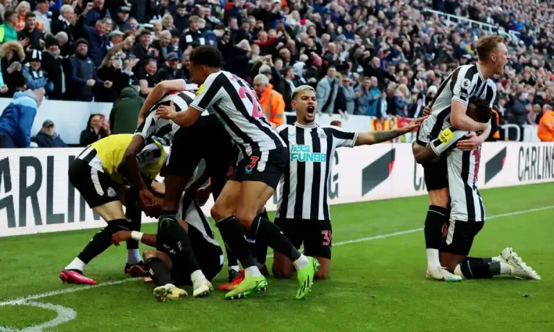 Premier League: Νίκησε τη Γιουνάιτεντ και την έφτασε η Νιούκαστλ
