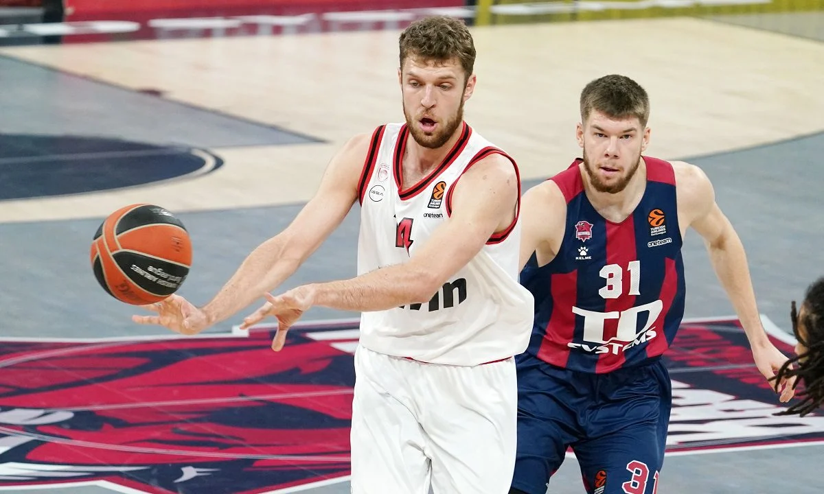 Οι μάχες της Euroleague με live streaming. Τα μέλη της Novibet μπορούν καθημερινά να βρουν προσφορές* για τα μεγάλα παιχνίδια και κορυφαίο