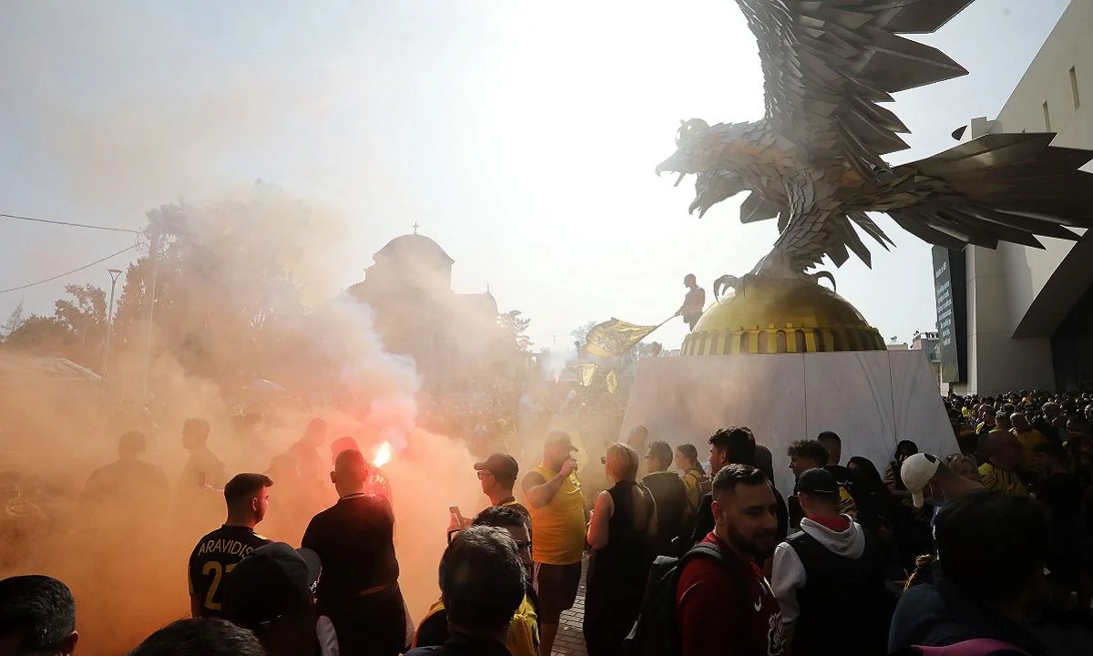 Πάρτι από τους οπαδούς της ΑΕΚ