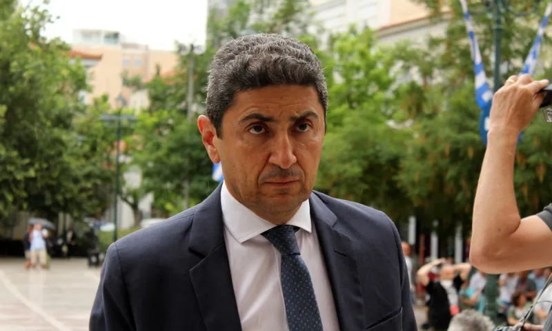 ΒΟΜΒΑ! Οικονόμου και όχι Αυγενάκης στο Υφυπουργείο Αθλητισμού! Από τη Σκύλλα στη Χάρυβδη
