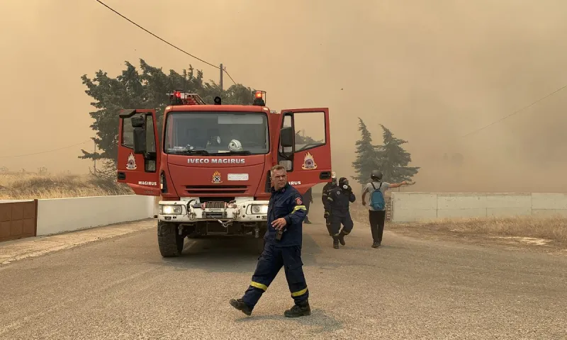 Φωτιές (Τρίτη 25/7): Μέγιστος κίνδυνος πυρκαγιάς σήμερα σε Ν. Αιγαίο και Κρήτη - Πολύ υψηλός για 9 περιφέρειες