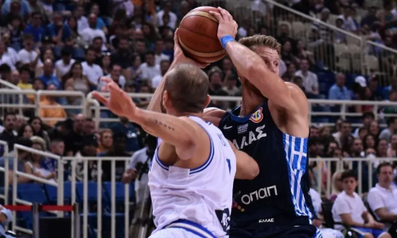Αστοχία και φθηνά λάθη η Ελλάδα - Ήττα στα σημεία από την Ιταλία (vids)