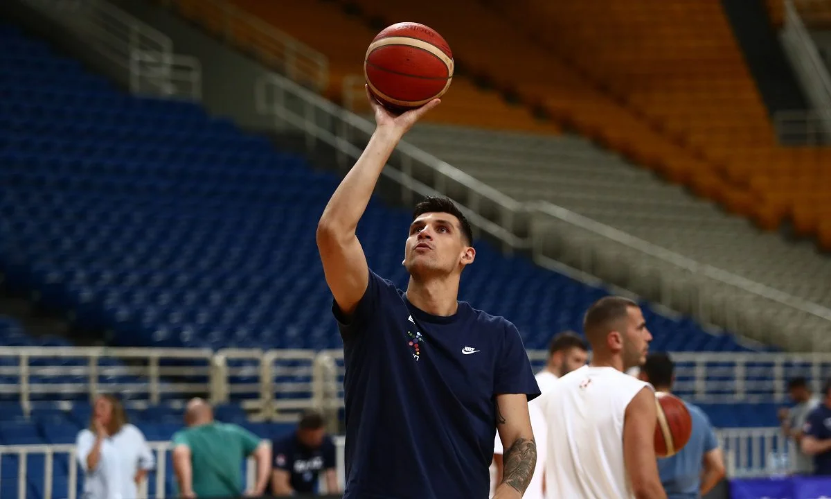 O τραυματισμός Μήτογλου και η κουβέντα για τους 14 παίκτες